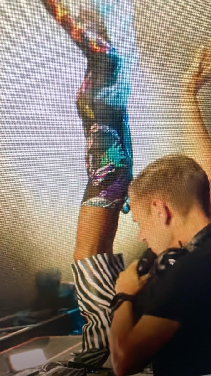 ManuelPuga's tweet photo. #ultralive #ultra2026 #ultramiami  @arminvanbuuren  
The boss!!!!!!
Viva el trance en todas sus formas.
Pasan años … más y mas 
Y el sigue más y más en el TOP
Thanks Armin!!!! https://t.co/8uzrZaOVJ2