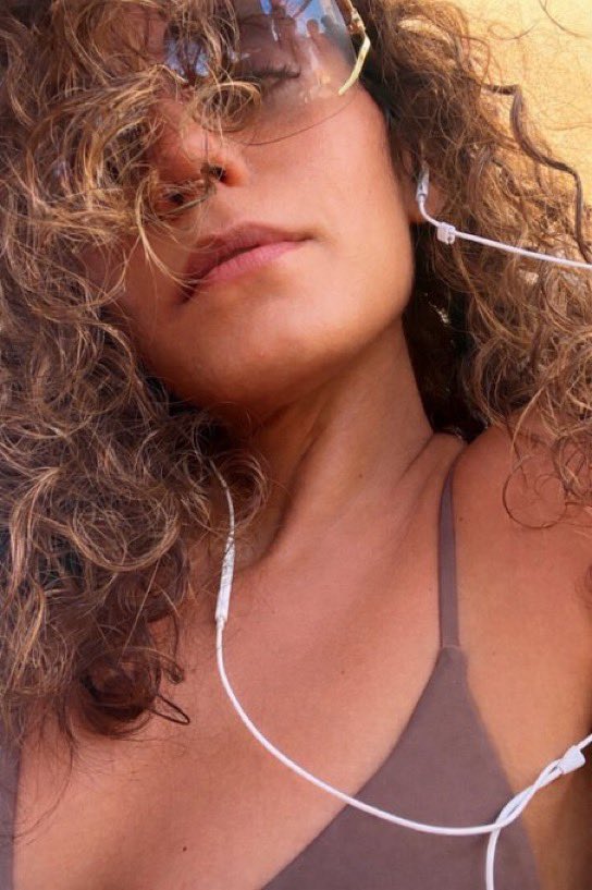 parker 🗞️ tweet media