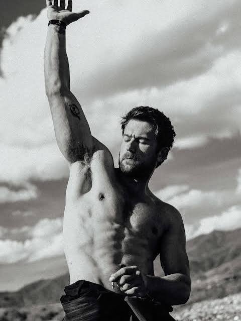 Miami6900 tweet media