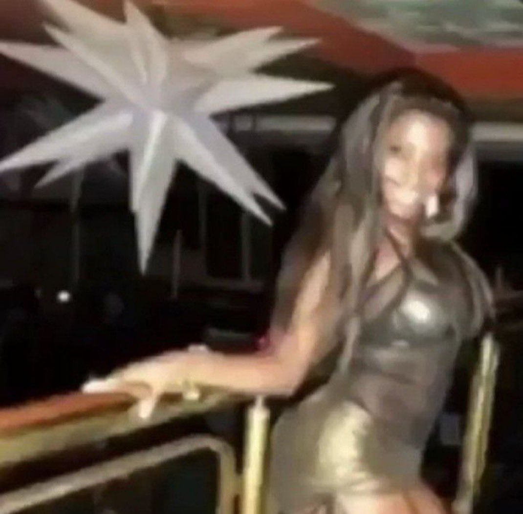 minnie, riddle's wife tweet media