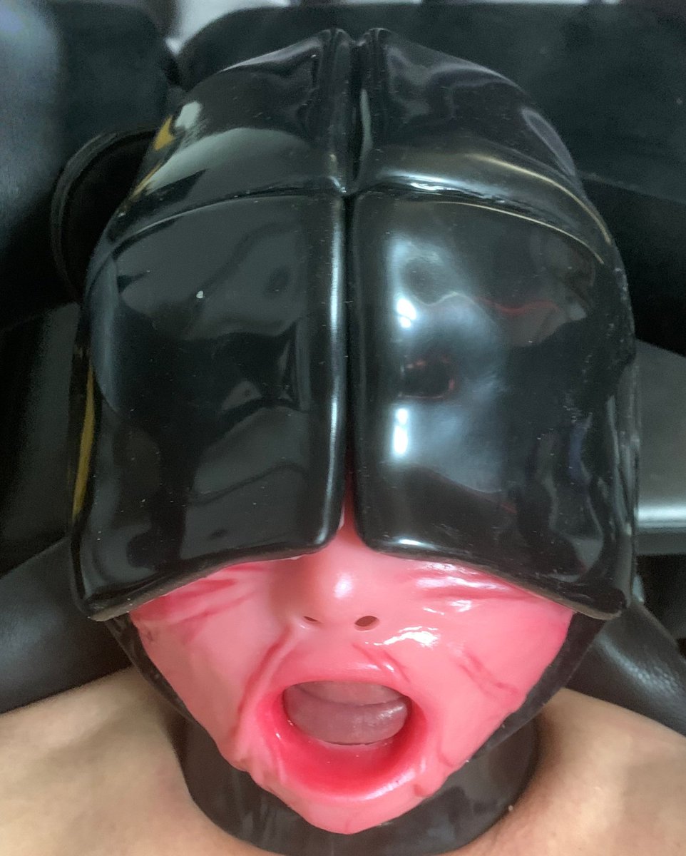 SBondage tweet media
