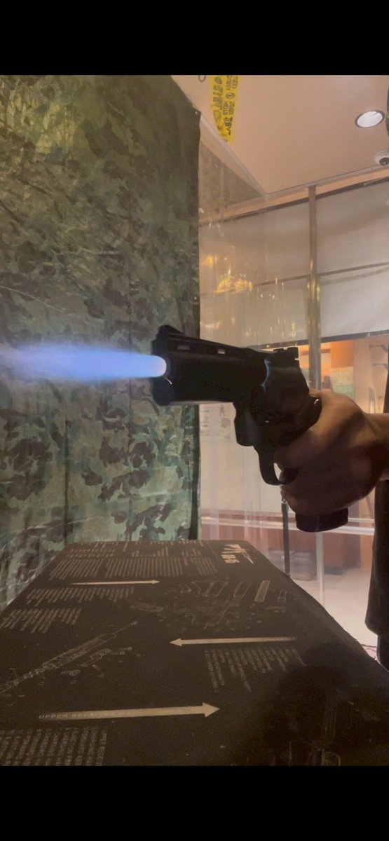 SFBC Bar&Café tweet media