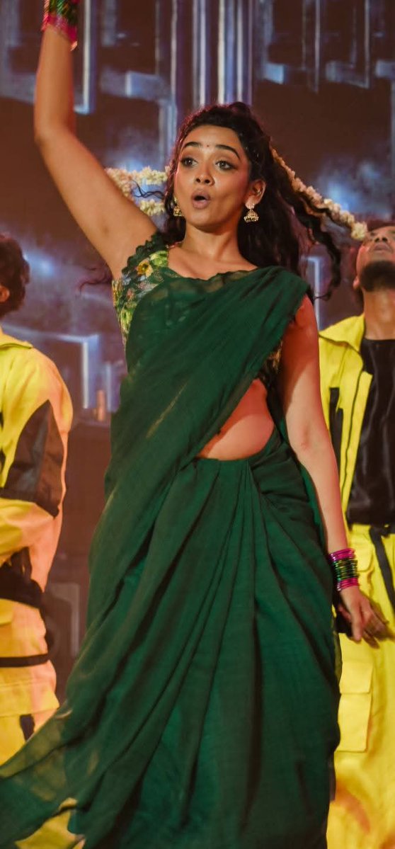 captain cool tweet media