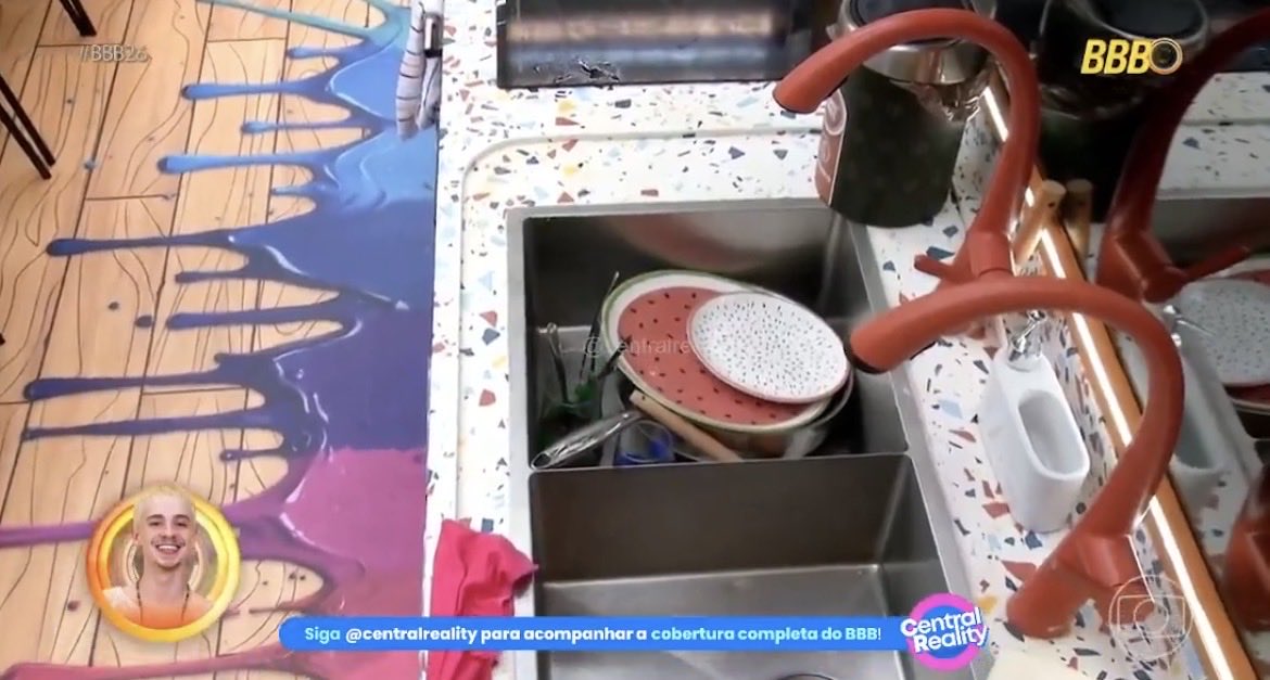 MC12_LEONELA tweet media