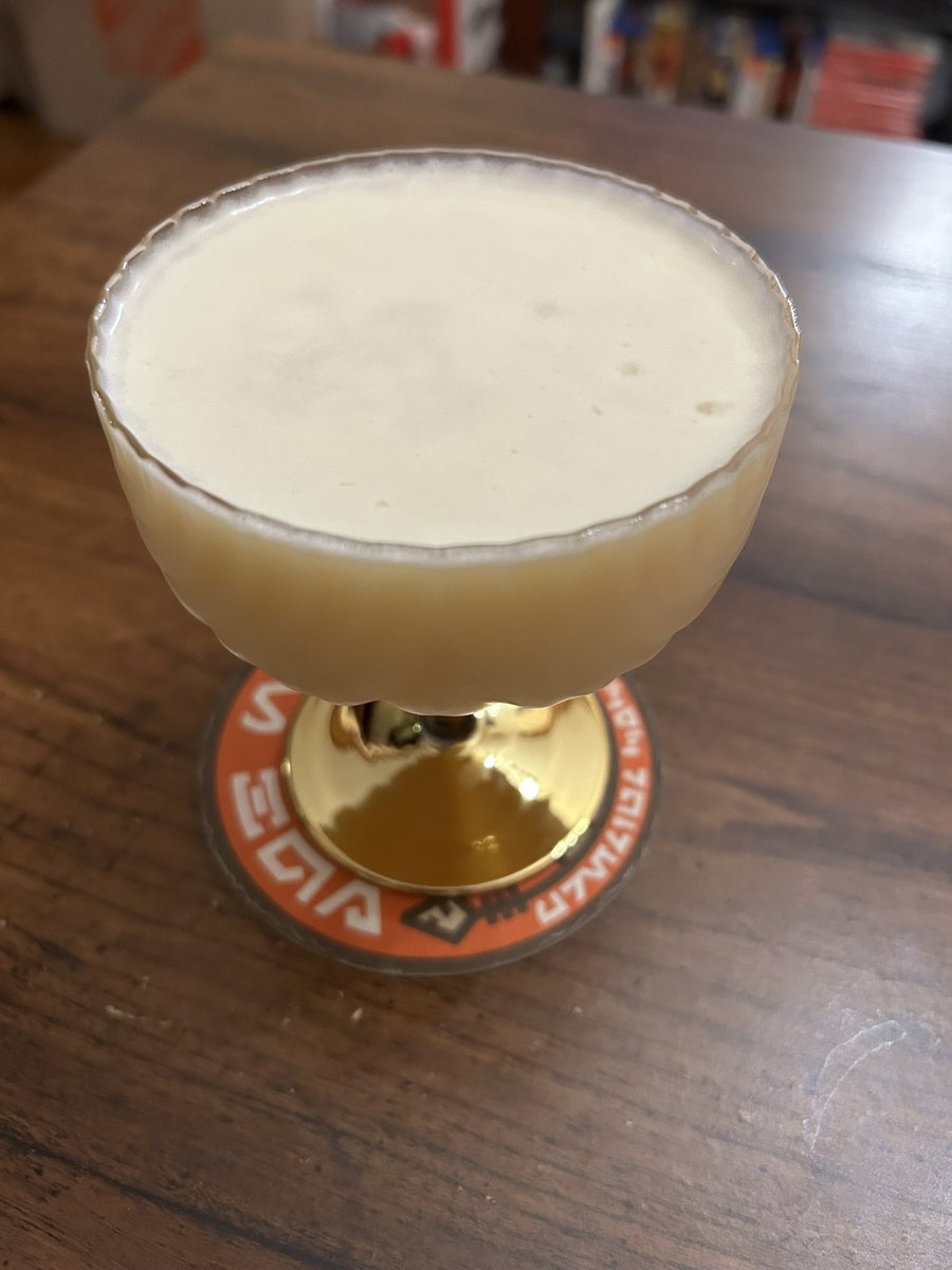 This drink tastes like lemon pie. 

#PoppySeedBurlesque