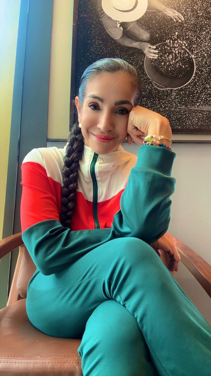 SaraMartínez tweet media