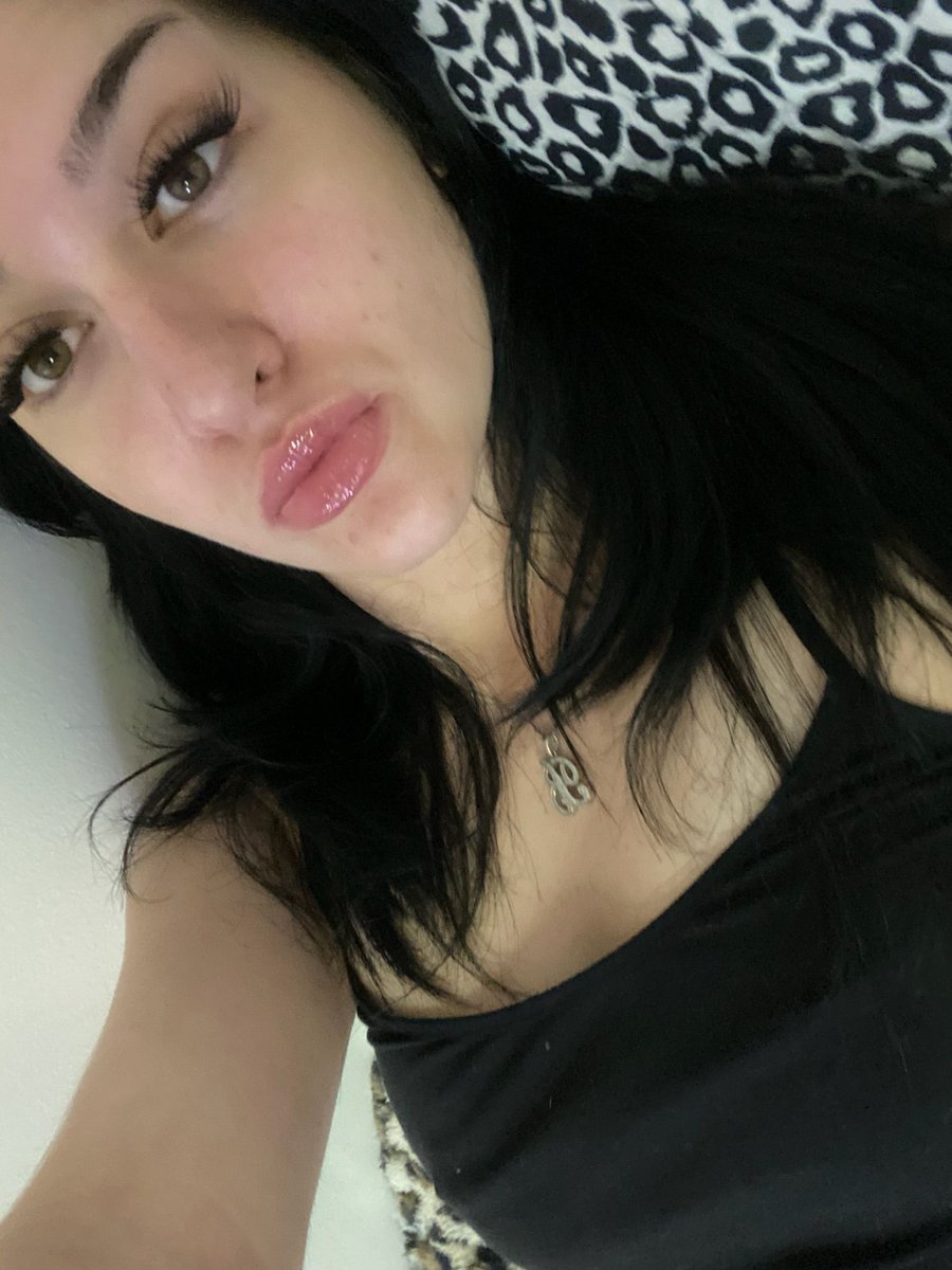 BrayaDeLune tweet media