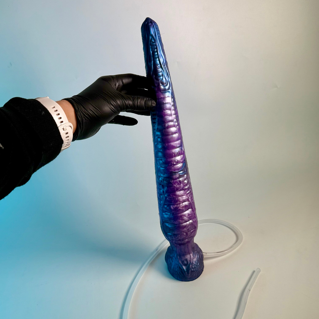 UncoverCreations tweet media