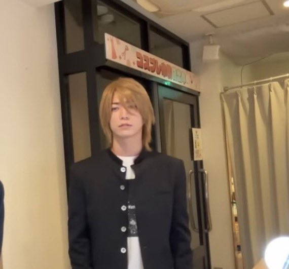 進撃のバズ動画 tweet media