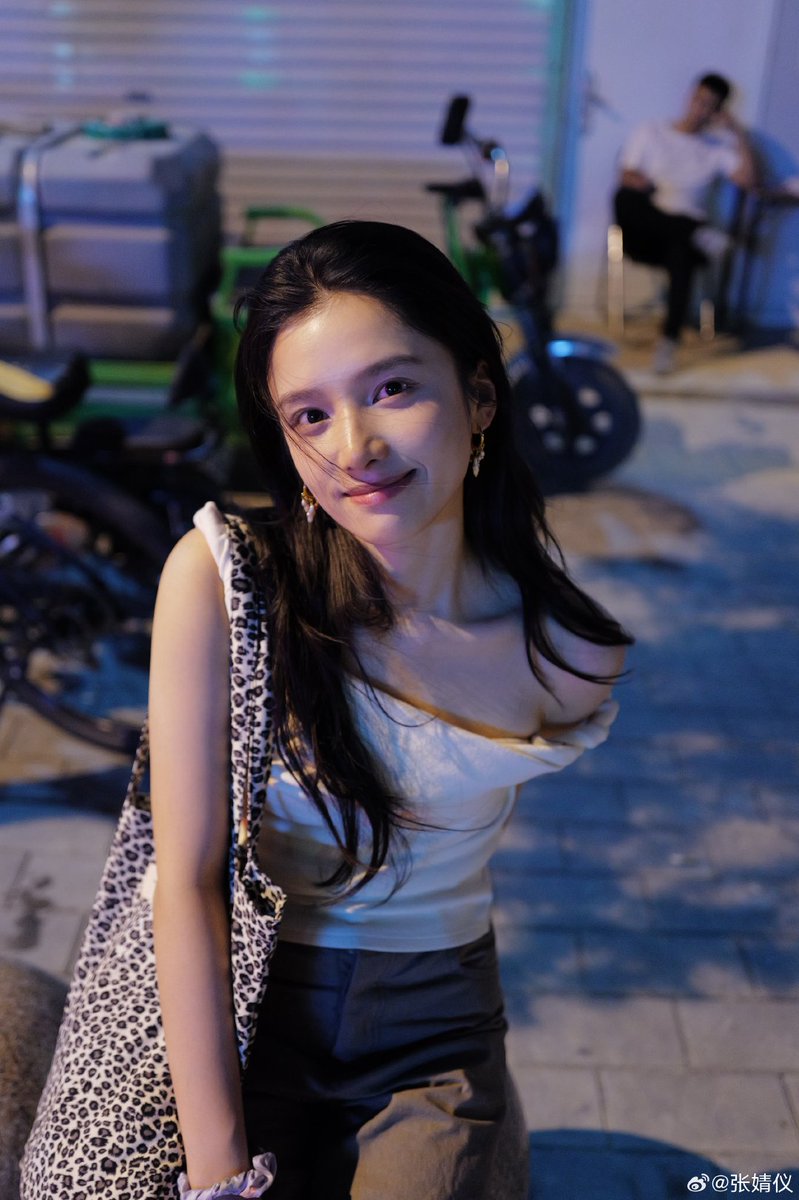 𝖟𝖆𝖟𝖆 tweet media