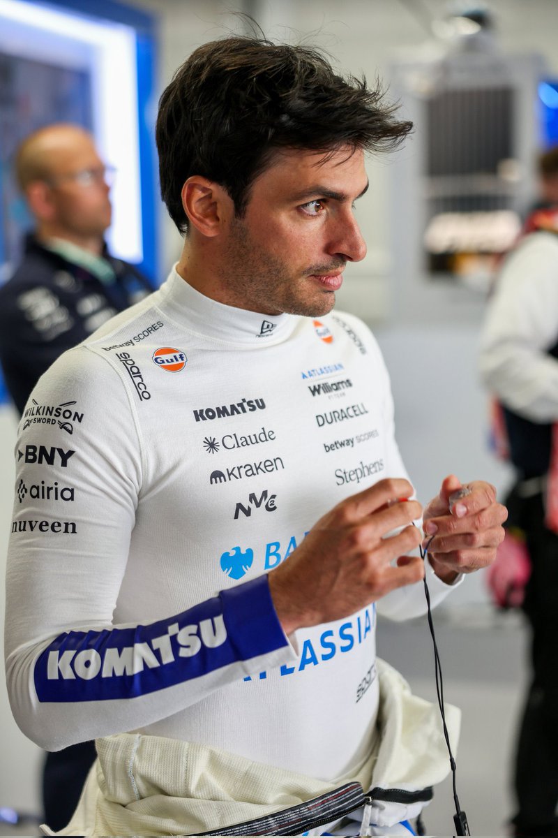 carlos sainz archive tweet media