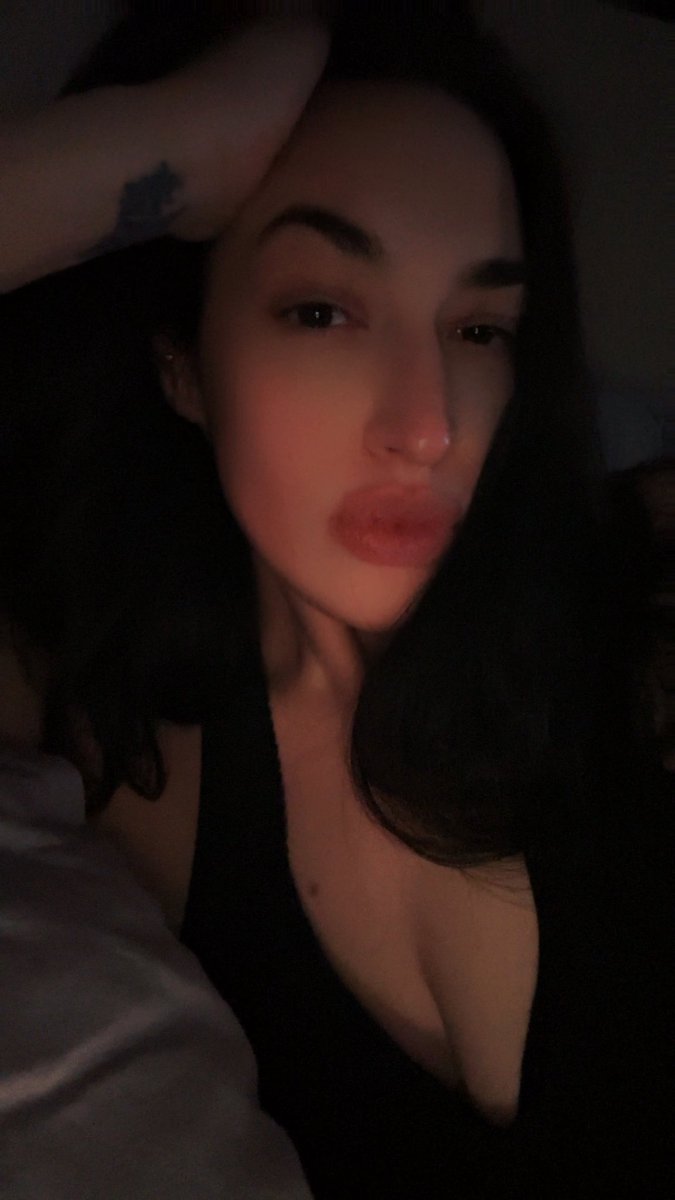 𝔲𝔫𝔪𝔞𝔰𝔨𝔶𝔬𝔲𝔯𝔡𝔢𝔰𝔦𝔯𝔢 tweet media