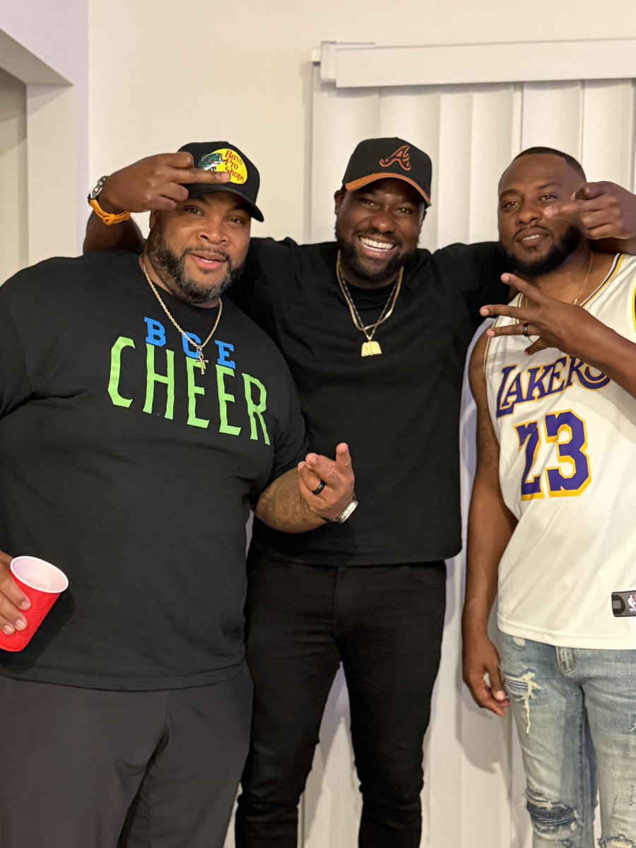 Mr Brute tweet media