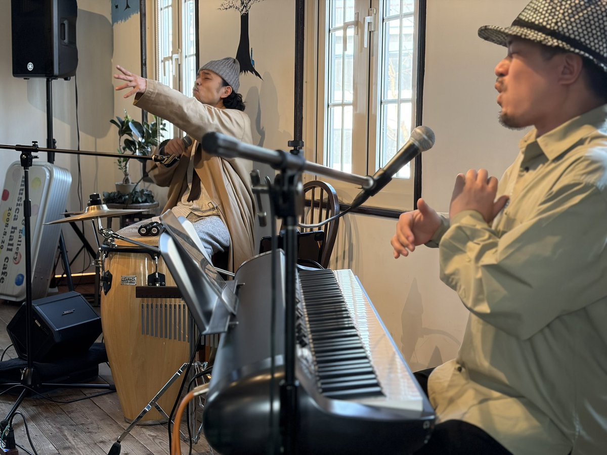 takemotokenichi's tweet image. ⋰ 
3.29(SUN)竹本健一“クラシック”TOUR スタートしました。

初日札幌公演ご来場ありがとうございました。
⋱

来月は大阪に参ります。#韻シスト TAKUさんとご一緒します。
どうぞ楽しみにお待ちください

チケット購入はこちら
l-tike.com/takemotokenich…

#竹本健一
#STAFF
@takuinsist