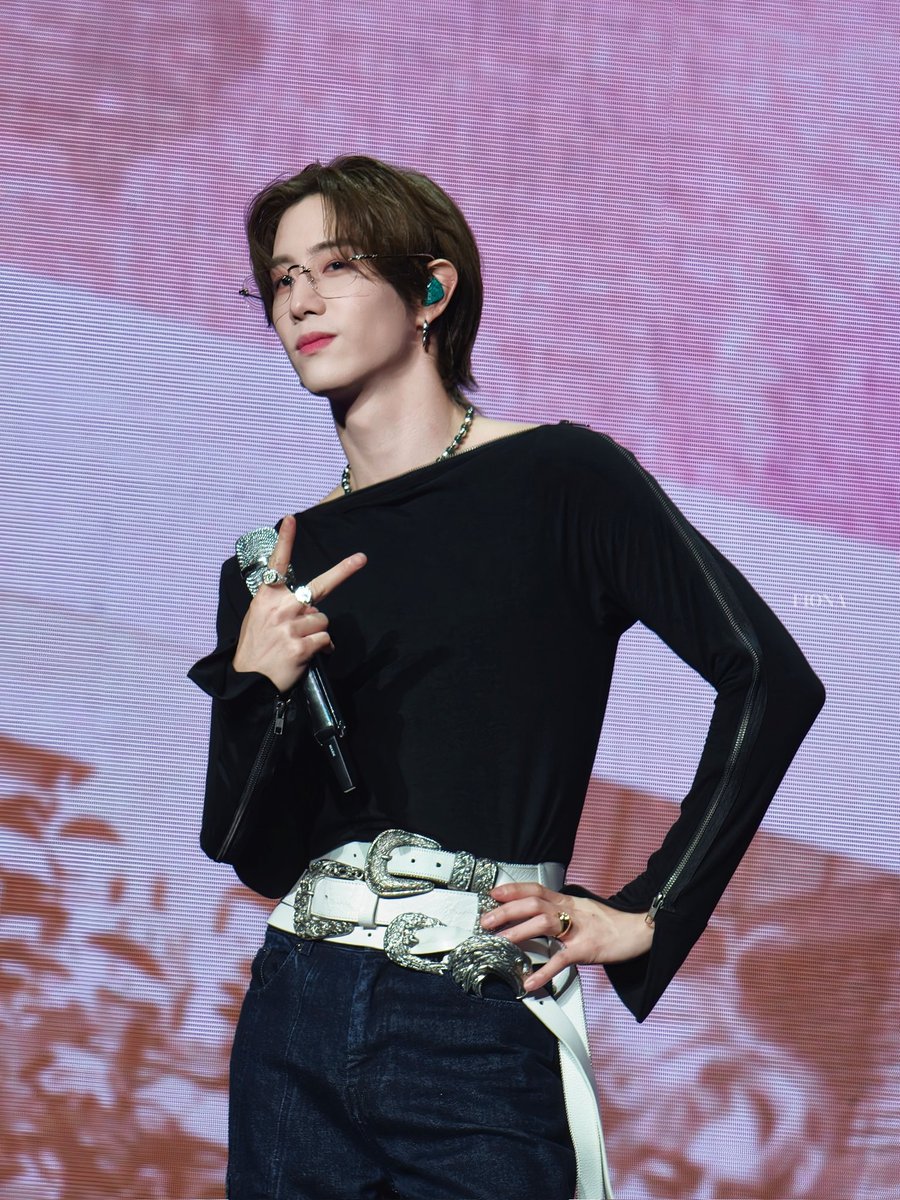 #marktuan in Macau🇲🇴 Fancon
👓最严厉的母亲，最严厉的爸爸
#GOT7