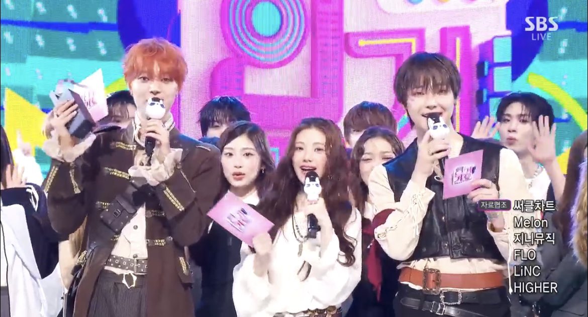 keitadj3's tweet image. #BTS 人気歌謡 1位🎉

#SWIM4thWin 
#BTS168thWin