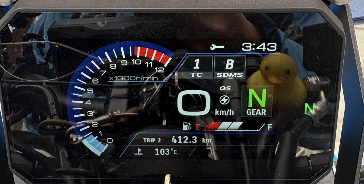 エボっち@ tweet media