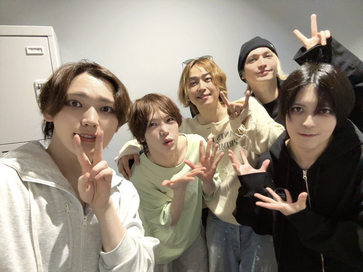 Makoto Uenobori 植野堀 誠 tweet media