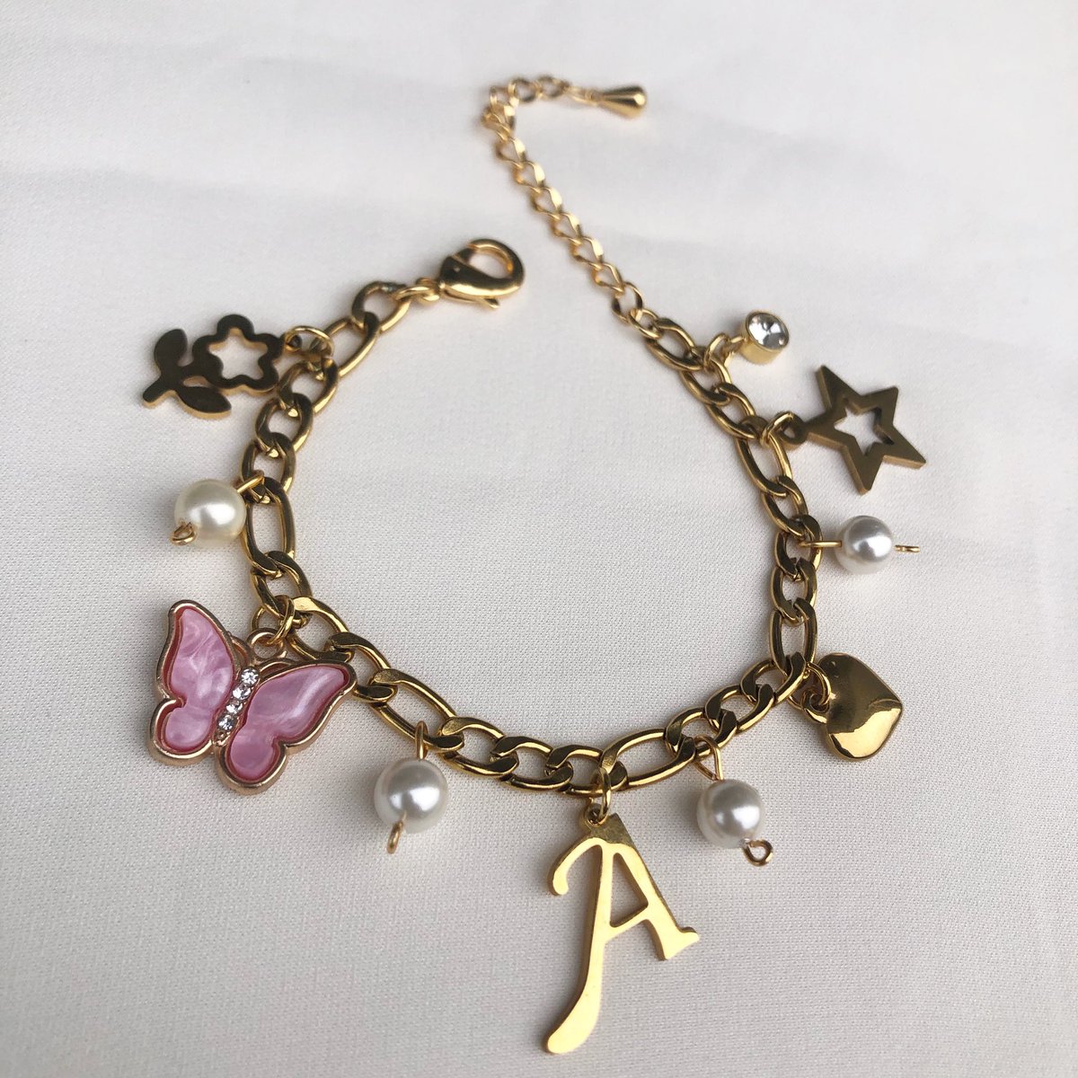 MOLADÈ. tweet media