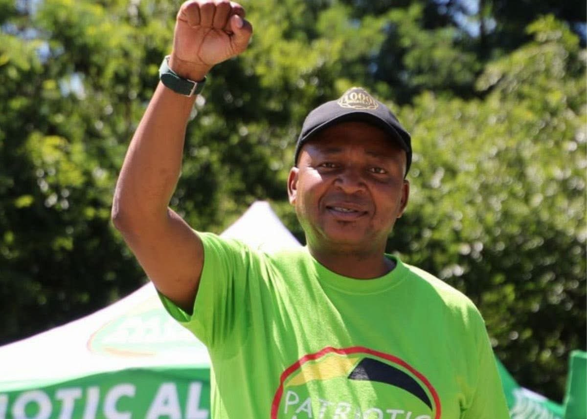 Man’s NOT Barry Roux tweet media