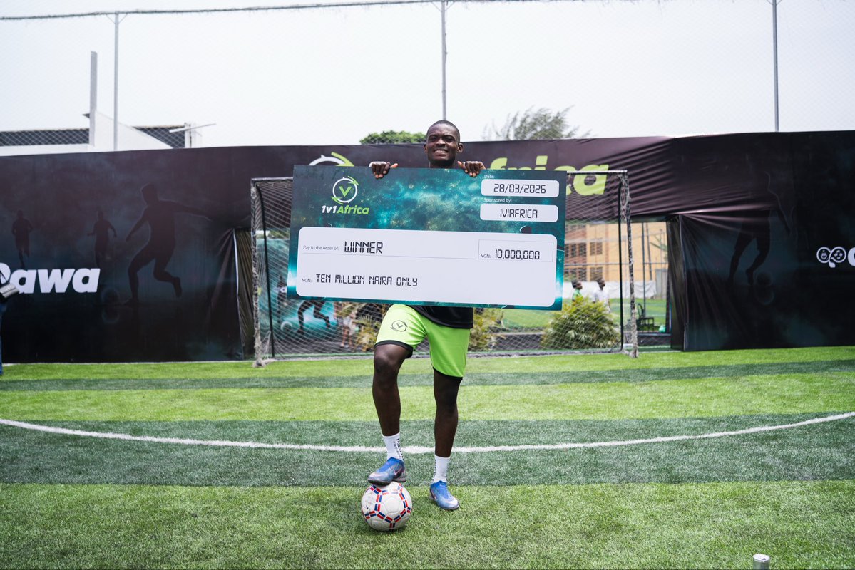 Sir Eazi tweet media