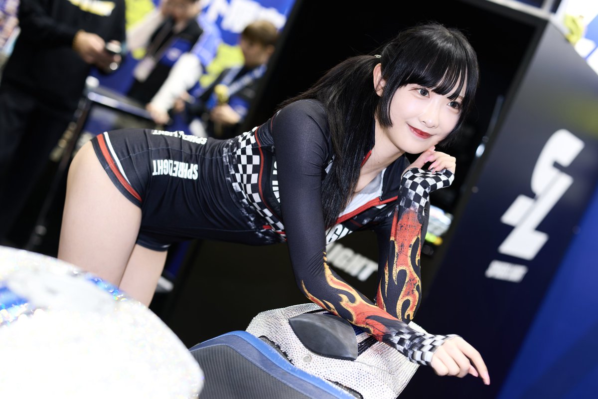 11photo_0330's tweet photo. 今日もSNSキャンペーンやってます!
2発目
2026.3.29 @ 東京ビッグサイト
#東京モーターサイクルショー2026
#spherelight ブース
#髙橋七瀬(@r77m722)さん
#東京モーターサイクルショー
#スフィアライト https://t.co/lPJRYWbqwQ