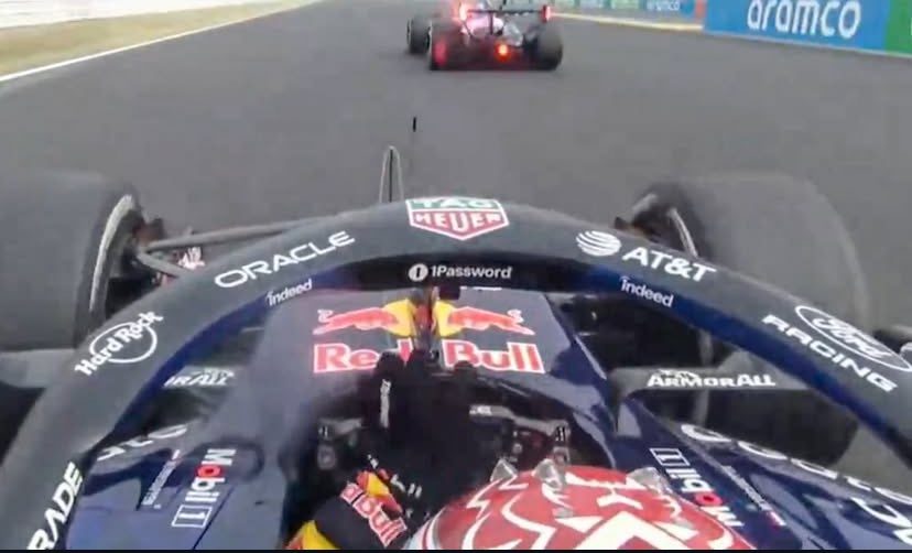 cantverstopim's tweet image. Max waved at Gasly after he had just passed him and then got overtaken again bc of his depleted battery - help he’s so done😭😭
