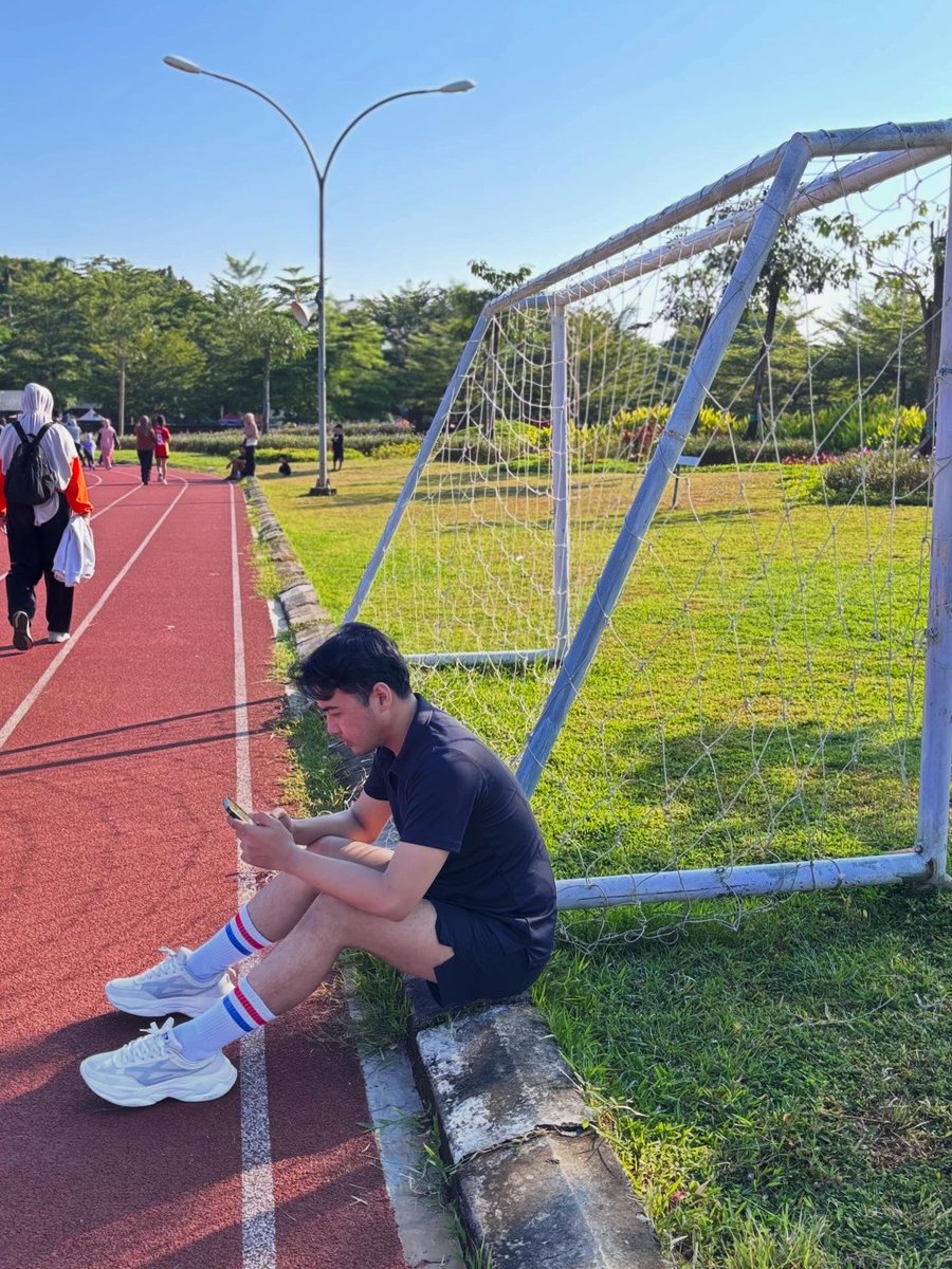 Never enough tweet media