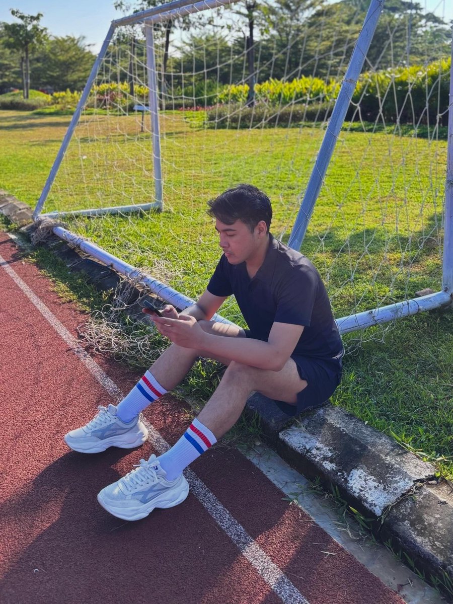 Never enough tweet media