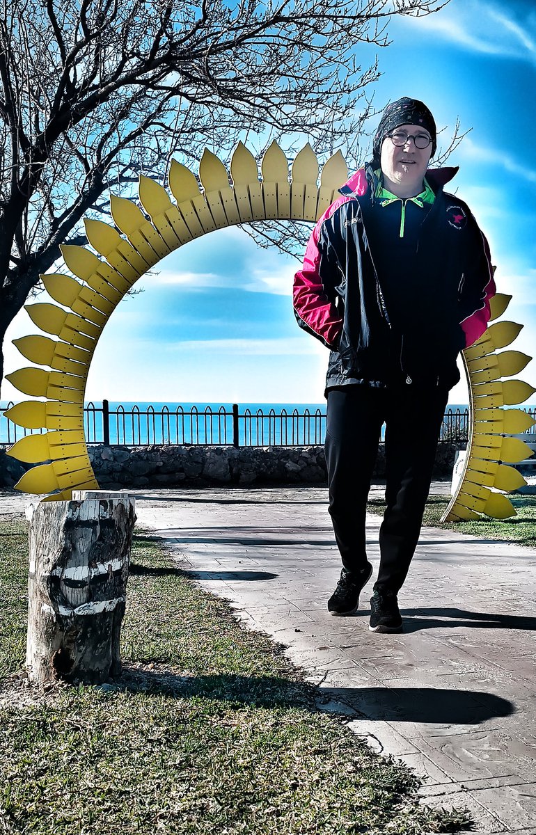 Hayat yaşandığı kadardır… Ötesi ya hatıralarda bir iz ya da hayallerde bir umuttur...🎈 

#sunday #sundayfunday #sundayvibes #sundaymorning #park