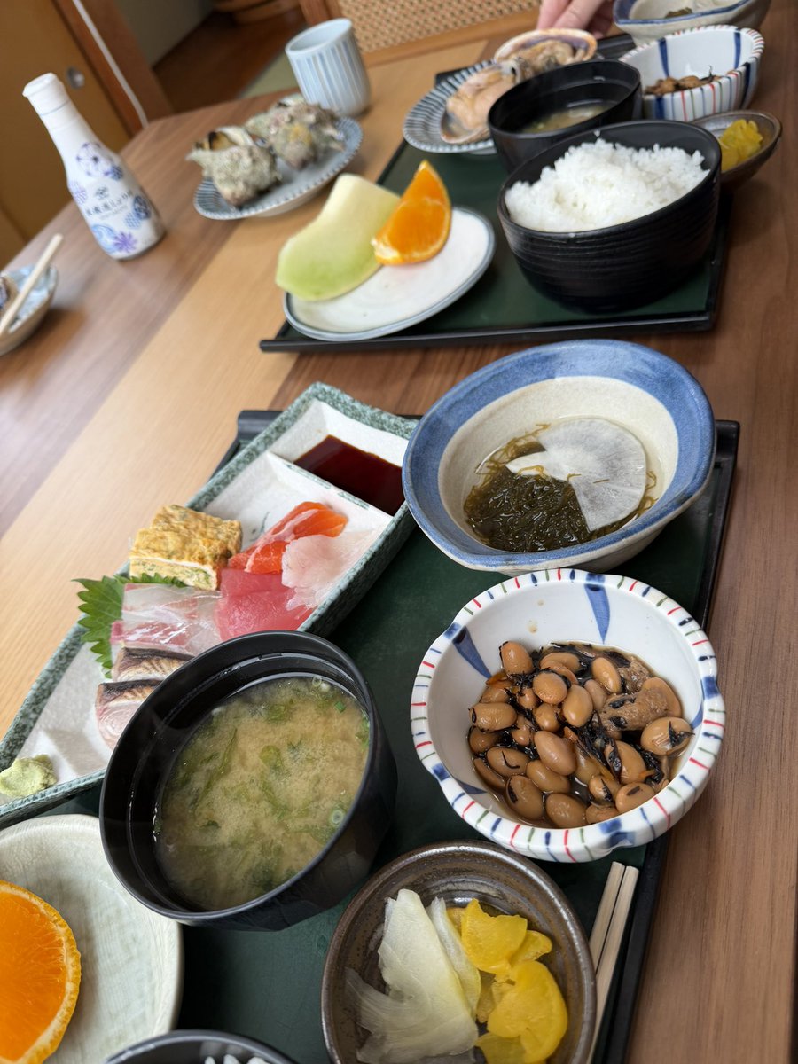 Bros.🦖 tweet media