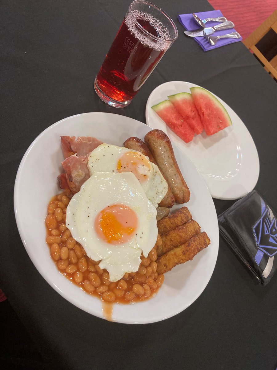 ZombiWorkshop's tweet image. Last convention breakfast for a while. Best make the most of it #tfnation. :)