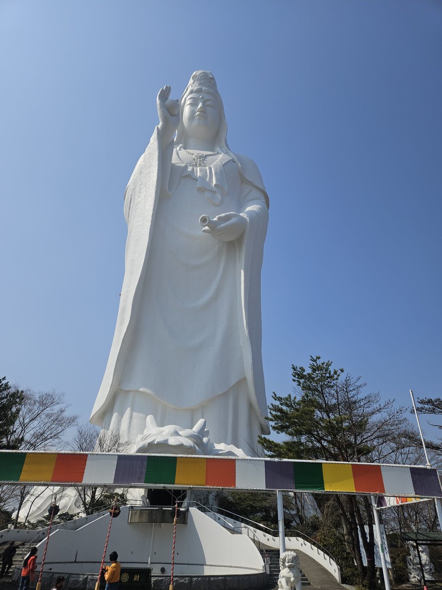 tabitosshi_'s tweet photo. 仙台観音像と108匹仏像 https://t.co/MMYPmLOErz