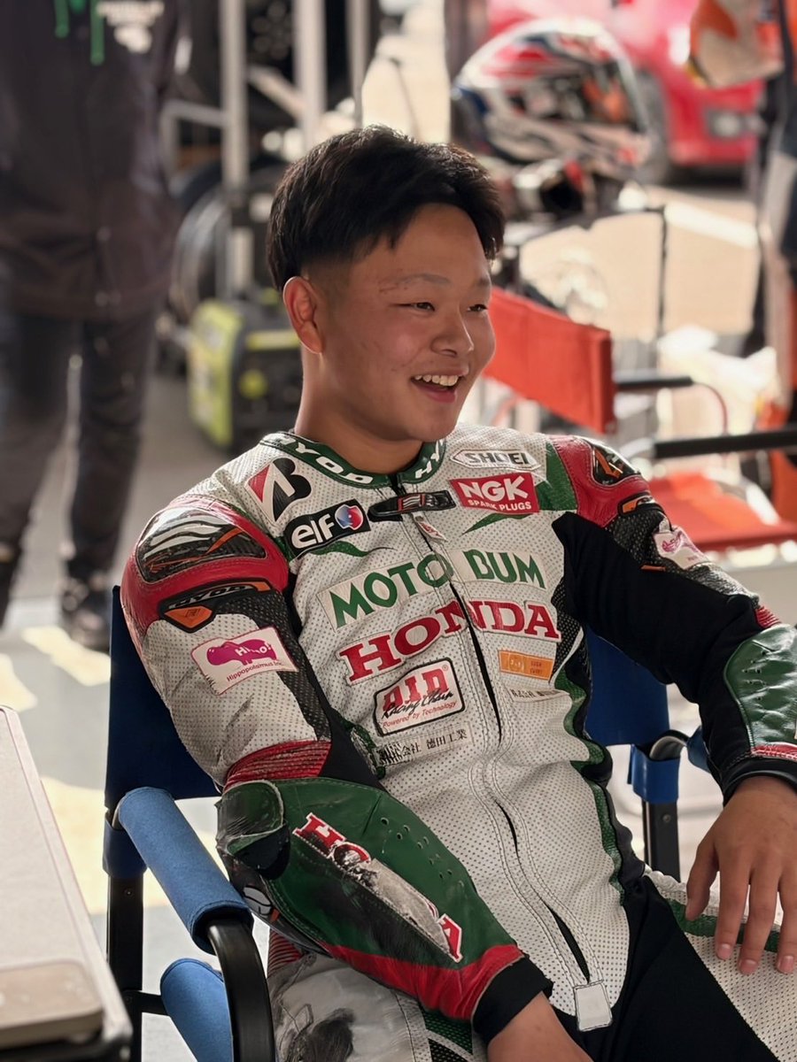 【SUGOロードレース 選手】
ST600決勝結果

楠 留偉選手が2位表彰台を獲得しました🏆

決勝順位：
P2   #64   楠 留偉 選手
P4   #93   松島 璃空 選手
P5    #21   徳田 翔 選手

現地、そして配信からの応援ありがとうございました😊

いよいよ次戦は全日本ロードレースSUGOです！
#12