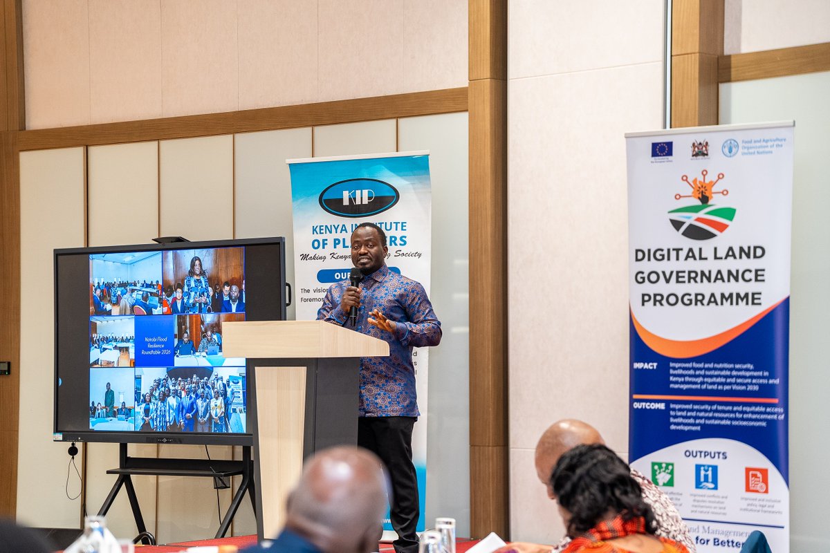 PLANNINGKe's tweet photo. Celebrating the spirit of partnership, we honored outstanding individuals with Honorary Memberships and recognized key institutions for their steadfast support of the planning agenda. 🏆

Congratulations to all awardees! Together, we are building a better-planned Kenya. https://t.co/PmKdmQcTQ7