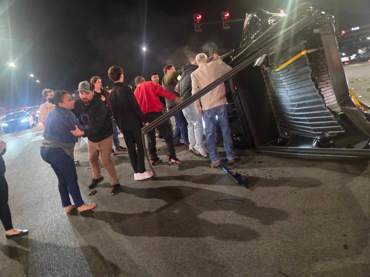 KangTheConqueror.eth🦍🐰 tweet media