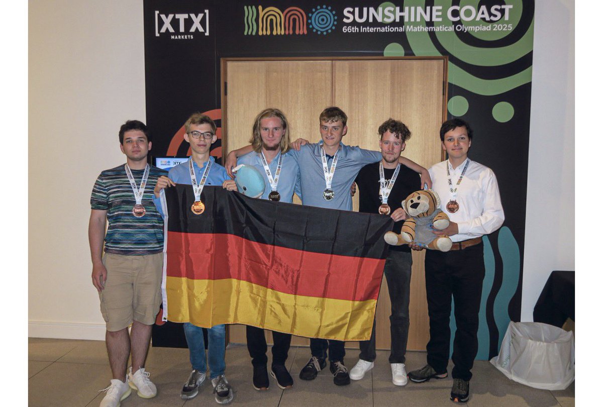 Schrödinger tweet media