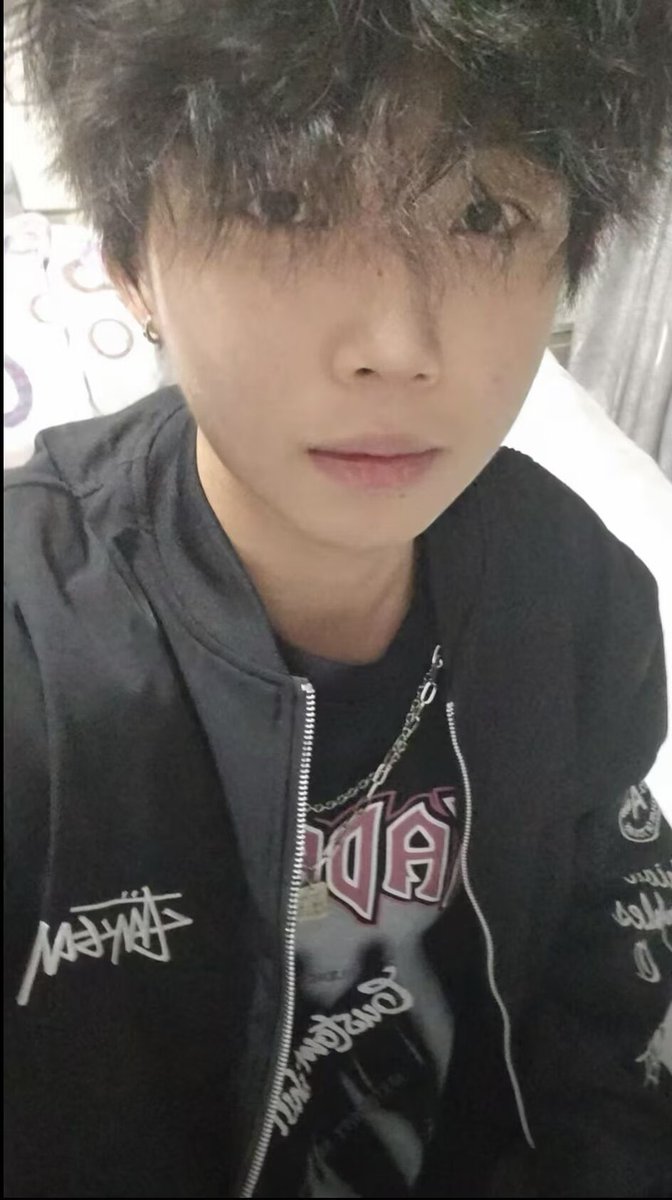 nawa686480's tweet photo. 有没有狗 https://t.co/08L7oLap6p