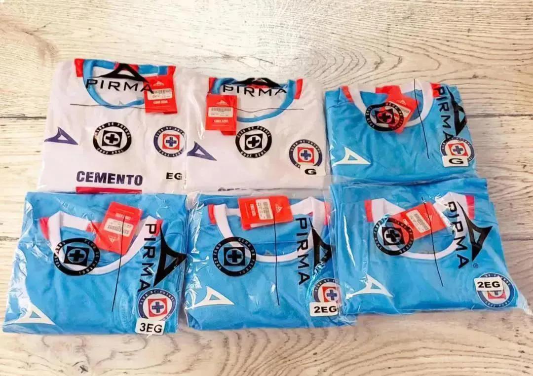 Bonitas De Azul tweet media