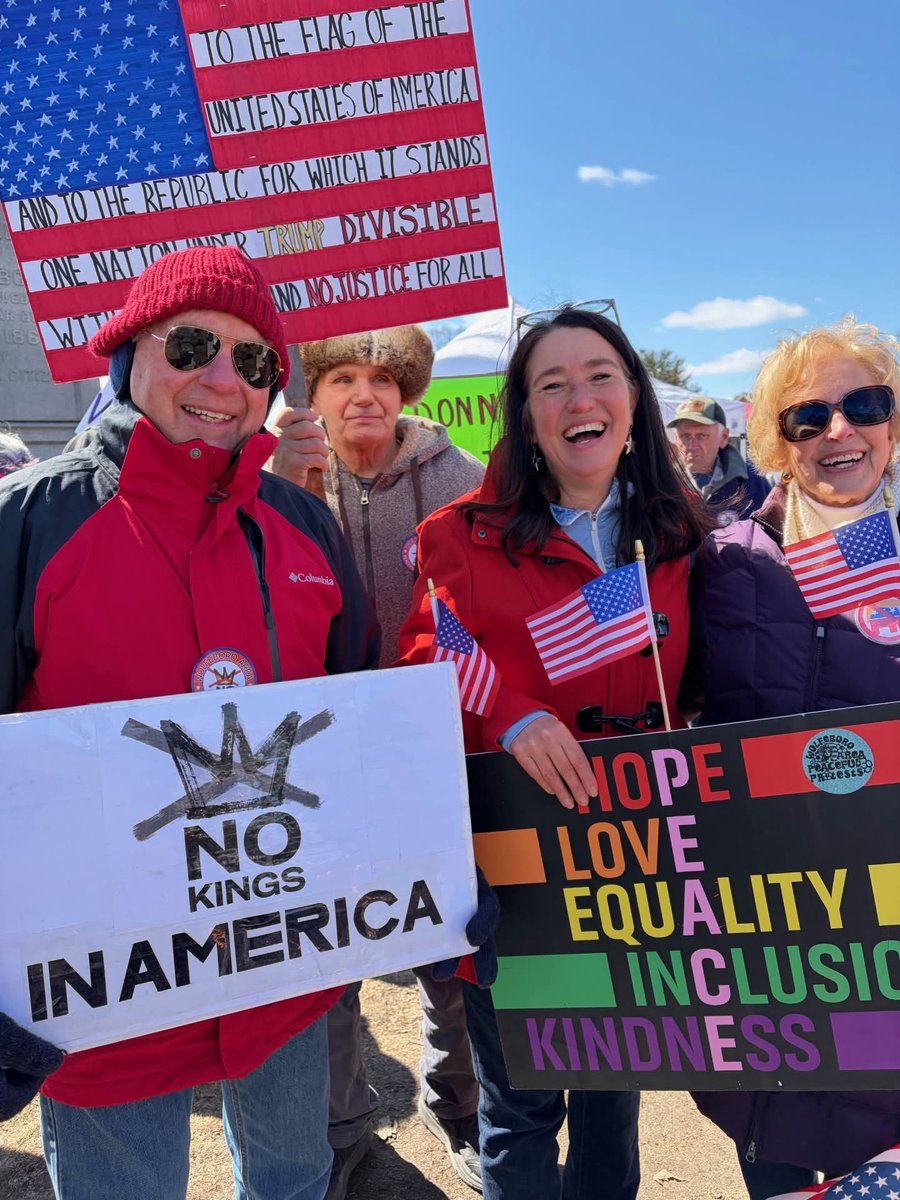 Lake Winnipesaukee 🥇 tweet media