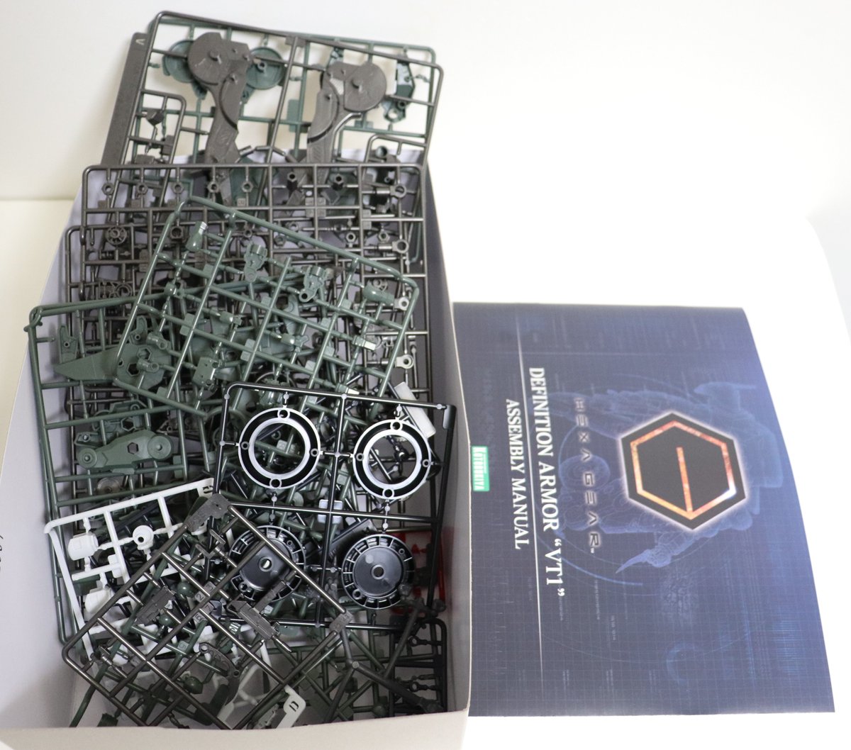 404NotFound_hex's tweet photo. 隊員名:404 Not Found
プラモデル:ディフィニッションアーマー VT1

期間中にエンクロージャも購入してたけど撮影忘れて気持ちよくパチ組してたわｗ

#氷���宮攻略戦 https://t.co/1CdAgHDKOg