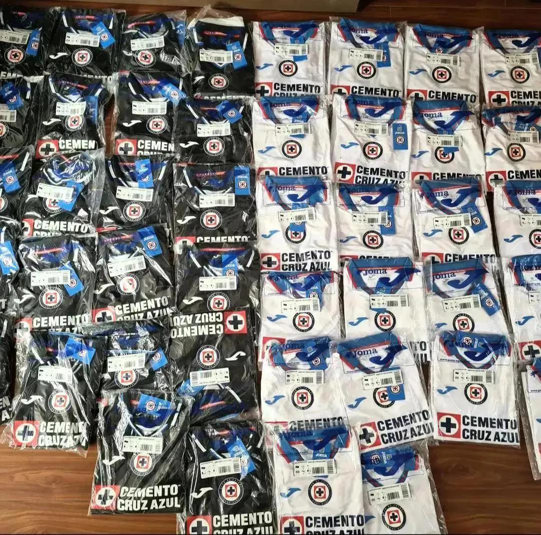 Bonitas De Azul tweet media