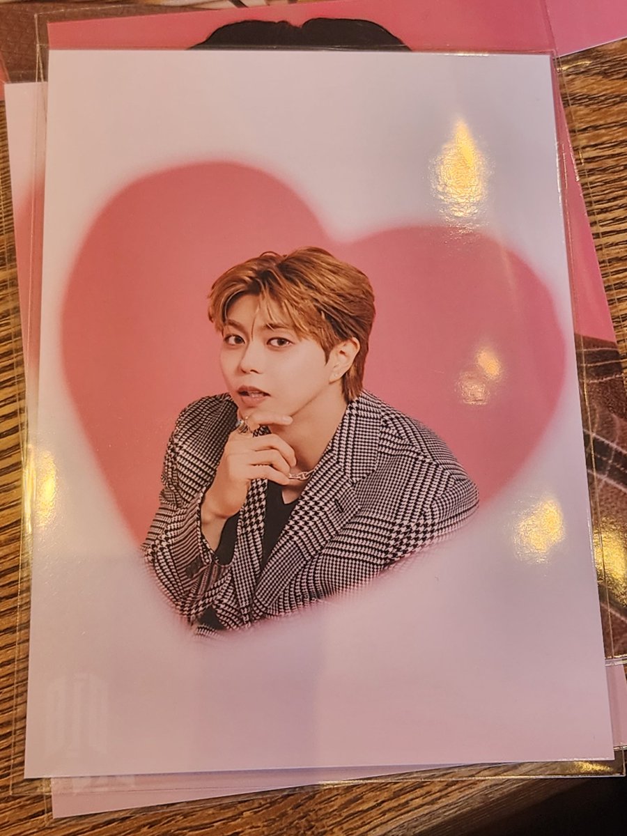 mina/미나 tweet media