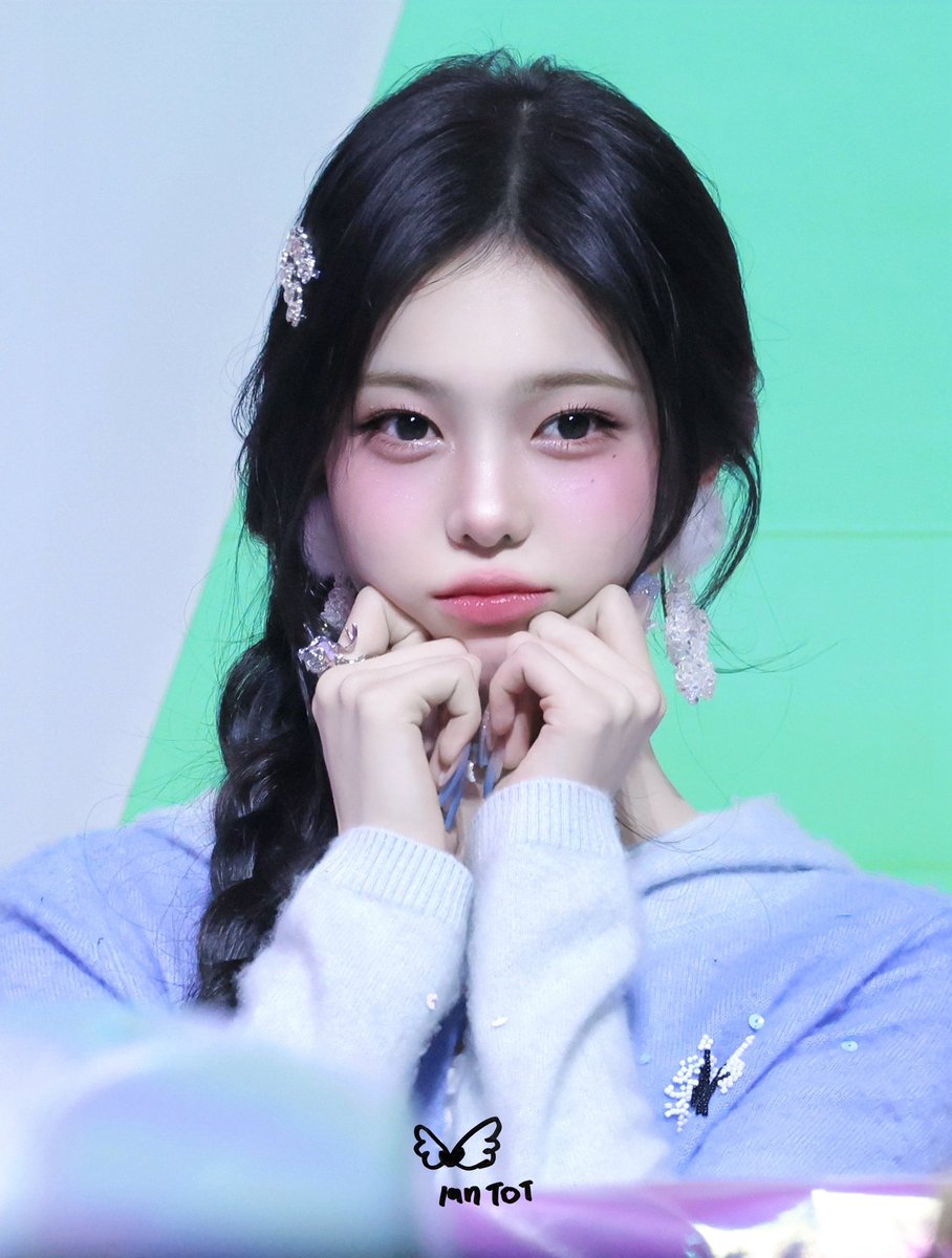 hourly ian tweet media