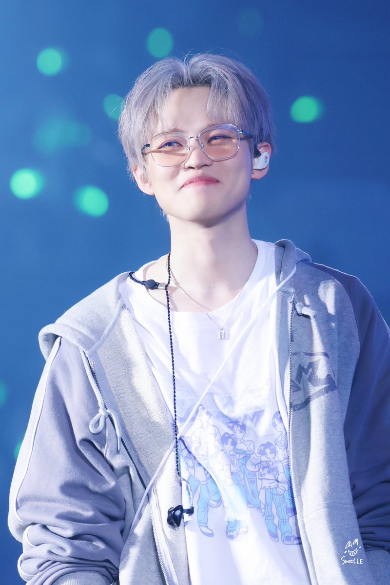 Sweet_Le tweet media