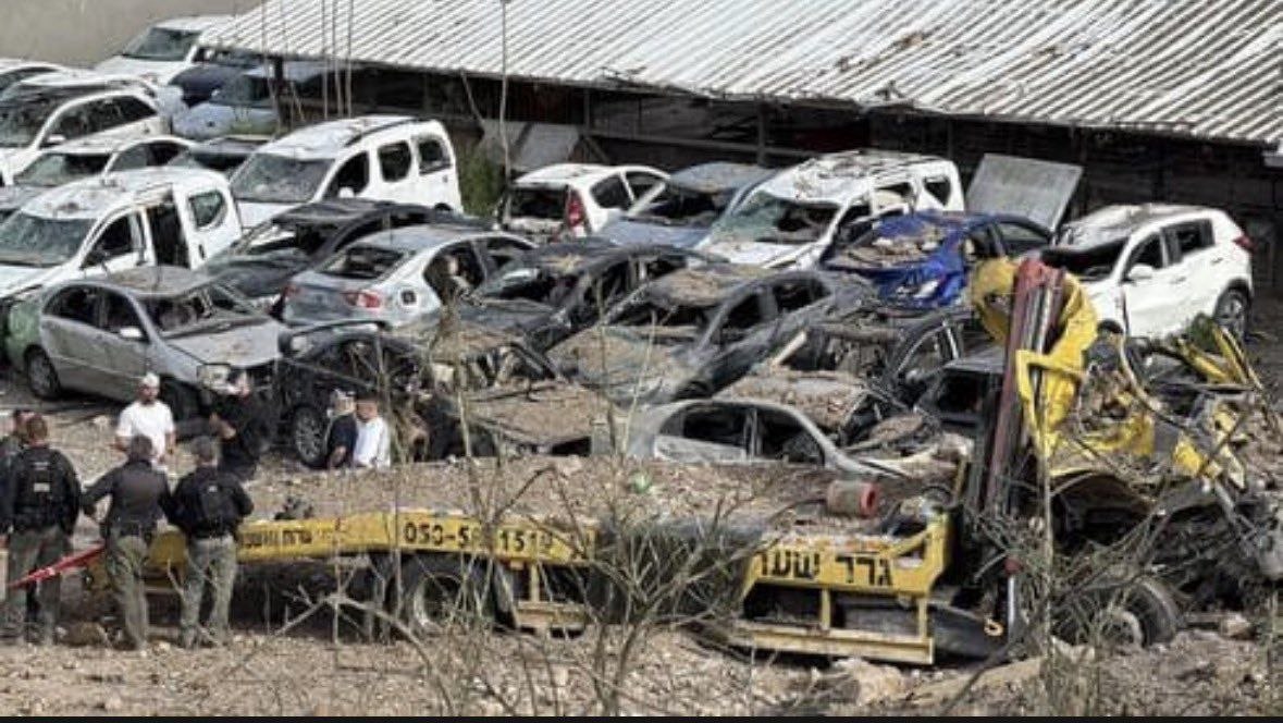 Michael•B_X_💙 tweet media