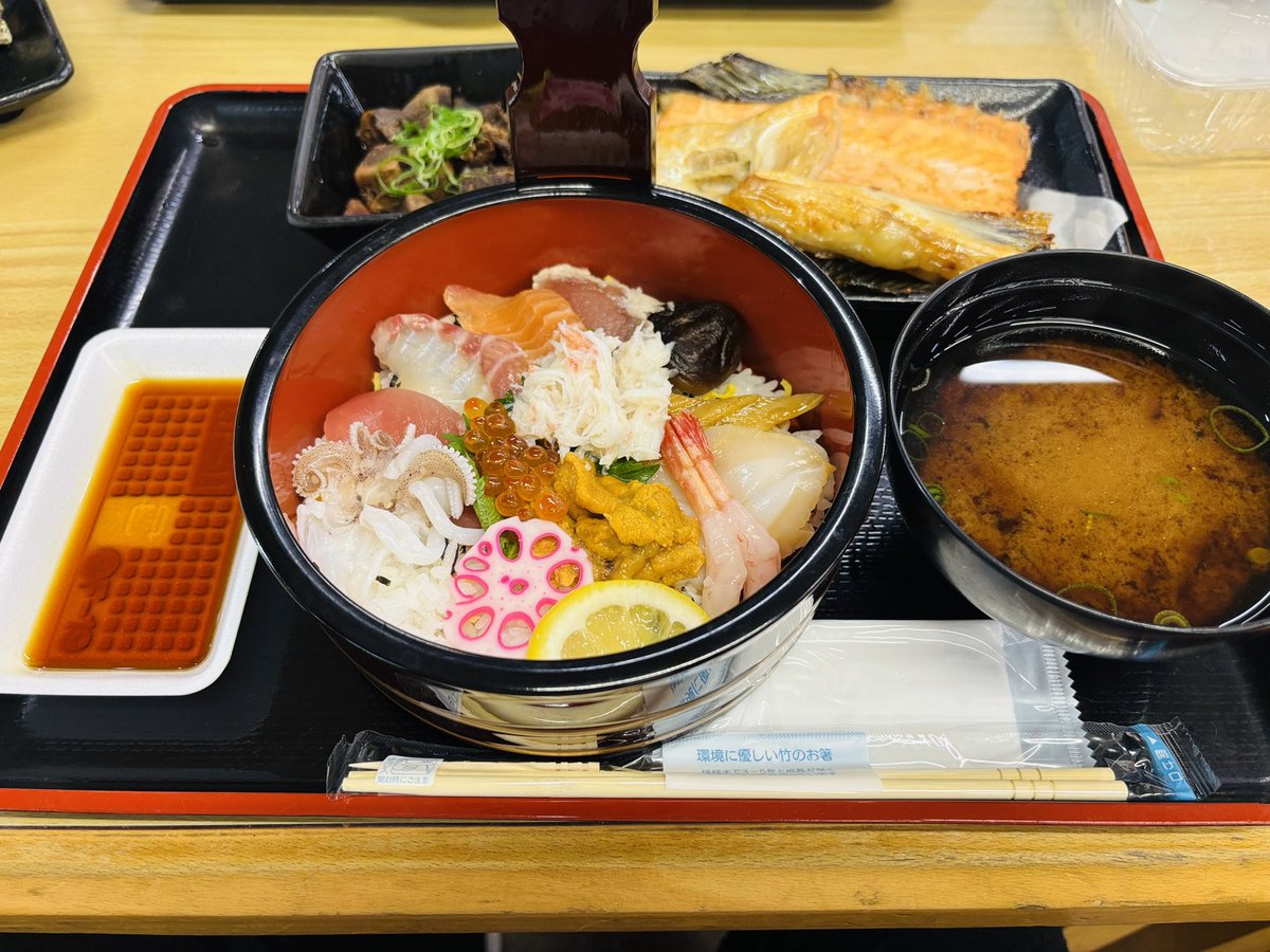 やきめし@ういく tweet media