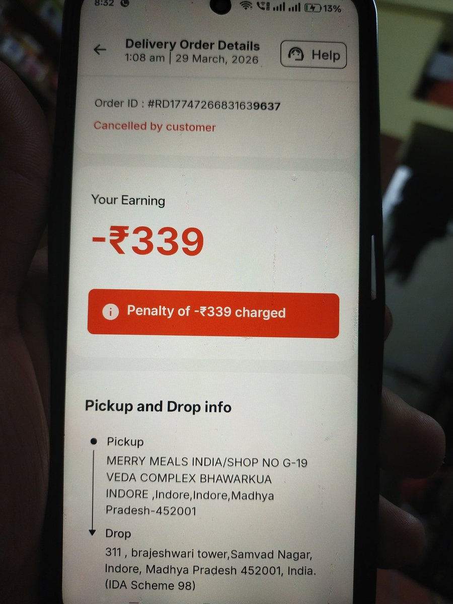 50zuz50's tweet photo. What nonsense which type of service this is very same for I have video I reach proper complain in consumer court for your Arbitrary @SwiggyCares @instamart_it  आई रिक्वेस्ट टू यू प्लीज टेक एक्शन @jagograhakjago https://t.co/0iY27j8rPb