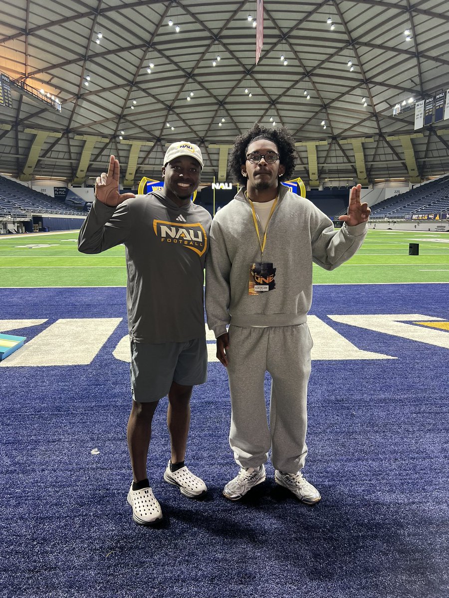 ElijahWilliiams's tweet photo. Had a great time this weekend at @NAU_Football thank you for the hospitality and love that was shown this weekend !! @DannyLockhartS1 @TEAMHUSTLEFB @ish90033 @Vtothe2ndPower @GregBiggins @BrandonHuffman @Aire_Athletics @BlairAngulo @SSchraderOn3 https://t.co/n2NSTs44CR