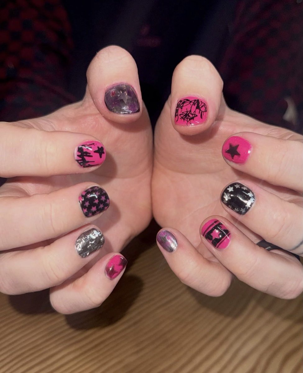 5SOS UPDATES ★ tweet media